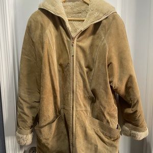 Reversible front zipper parka